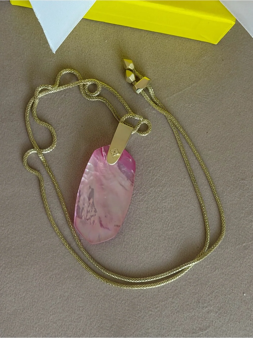 Kendra Scott Inez Gold Long Pendant Necklace in Pink 💕